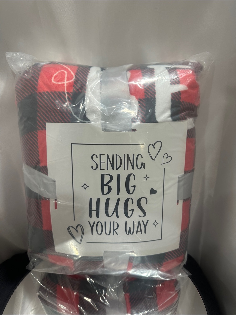 Cozy Red and Black Buffalo Plaid Throw Blanket - Sending Big Hugs NWT